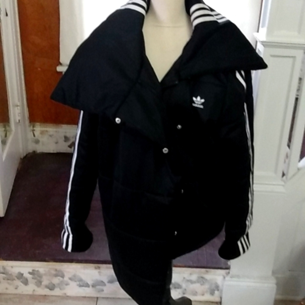 Adidas Ivy Park Asymetrical puffer jacket